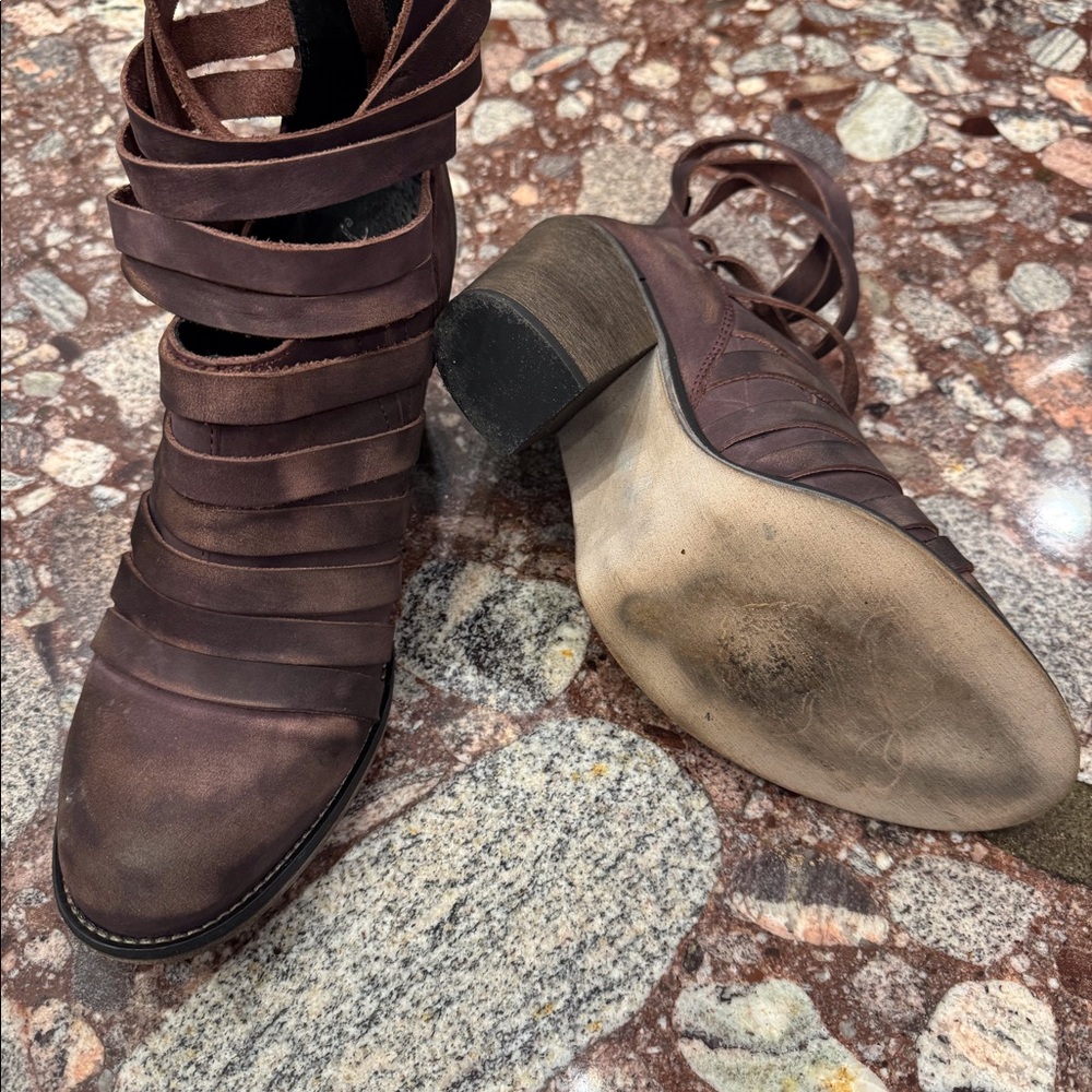 FREE-PEOPLE Bootie - Picture 2 of 4
